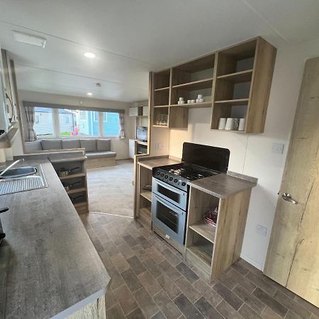 Haven Marton Mere Holiday Park Caravan In Blackpool Exterior photo